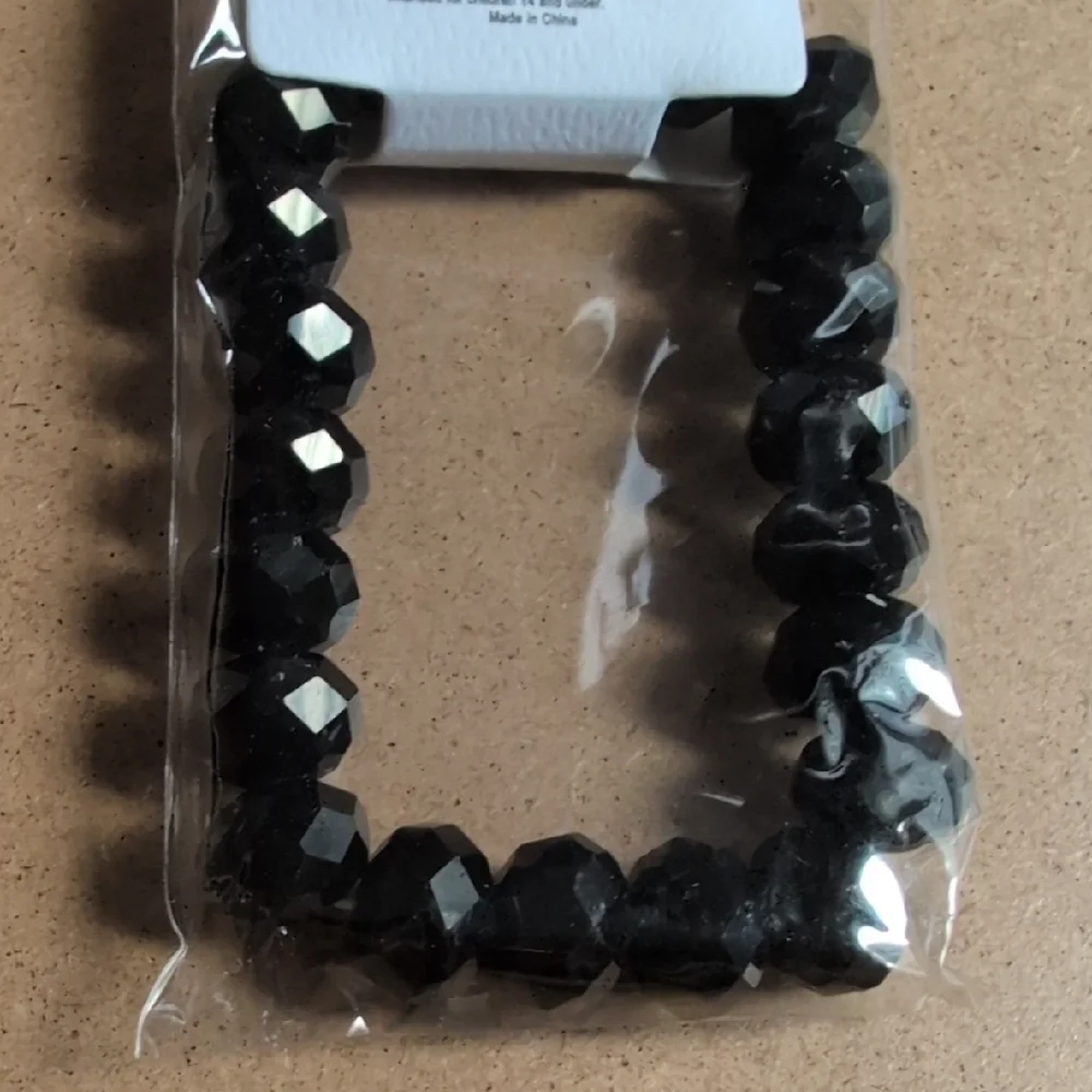 Chic Black Faceted Bead Stretch Bracelet